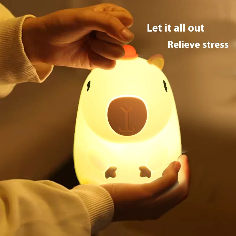 Kawaii Capybara Night Light – Soft Silicone and USB Rechargeable